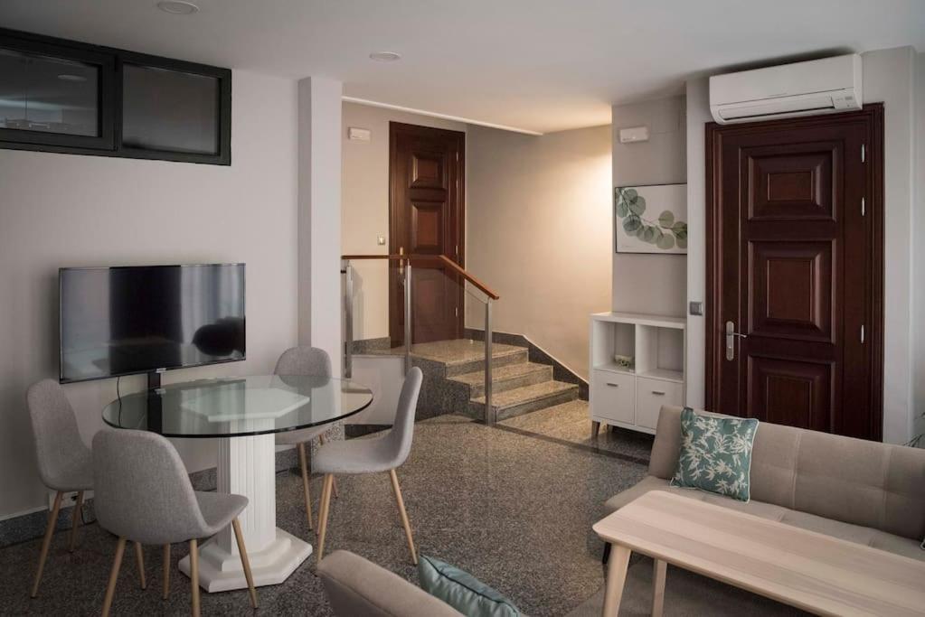 Apartamento En Centro Historico Con Patio Romano San Lorenzo de El Escorial Zewnętrze zdjęcie
