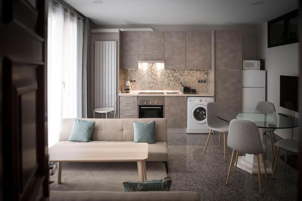 Apartamento En Centro Historico Con Patio Romano San Lorenzo de El Escorial Zewnętrze zdjęcie